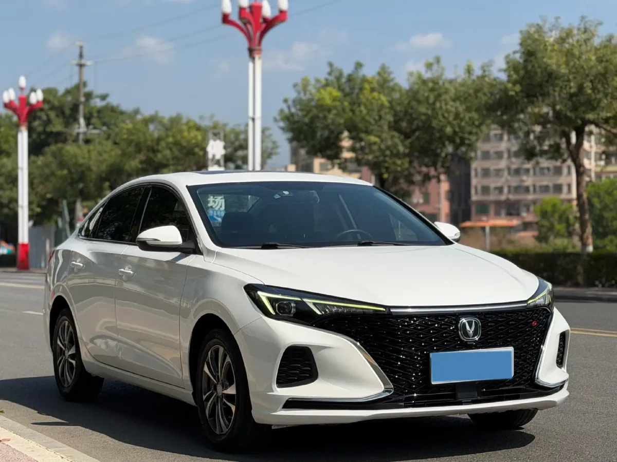 2020 ChangAn Eado 1.4T 158HP L4 7DCT,autocango,china used car exporter,china ev exporter,chinese used car exporter,chinese used ev exporter