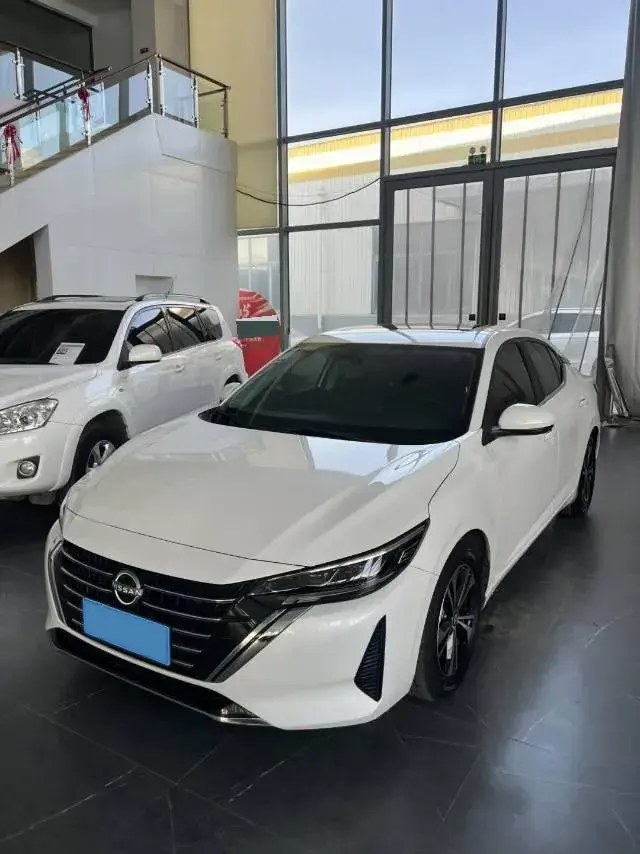 2023 Nissan Sylphy 1.6L 135HP L4 CVT