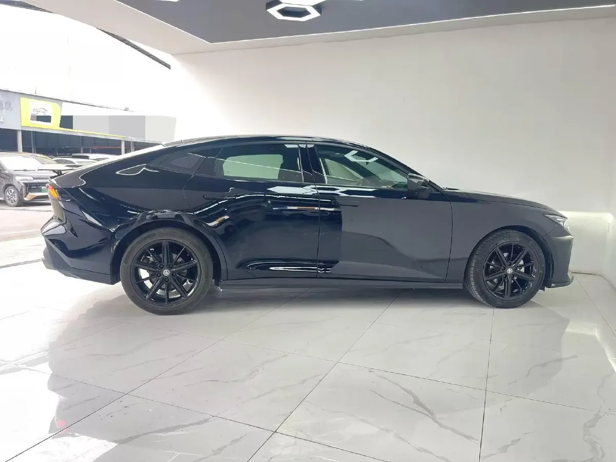 2023 ChangAn UNI-V 1.5T 188HP L4 7DCT,autocango,china used car exporter,china ev exporter,chinese used car exporter,chinese used ev exporter