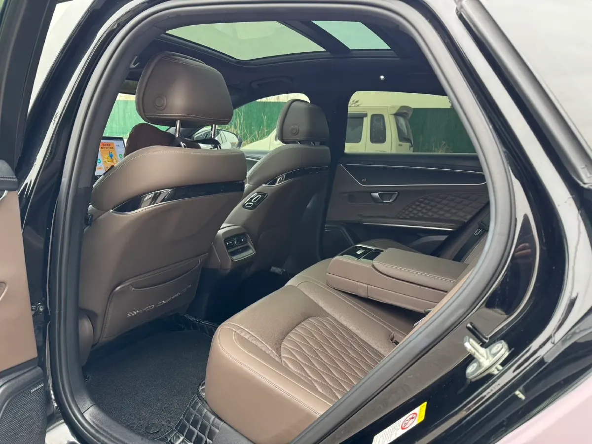 2023 BYD Han 1.5T 139HP L4 E-CVT PHEV 30.772KWH,autocango,china used car exporter,china ev exporter,chinese used car exporter,chinese used ev exporter