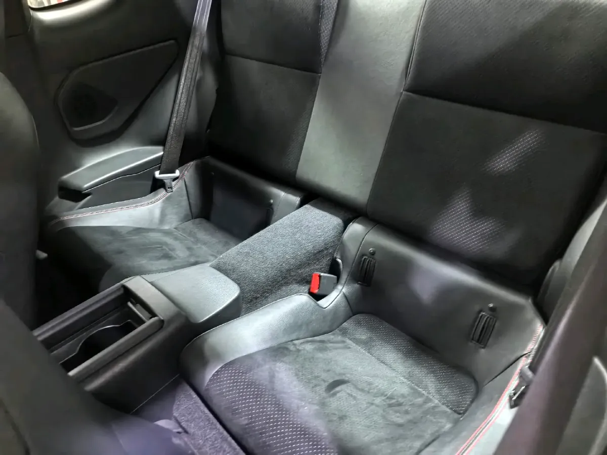 2023 Subaru BRZ 2.4L 234HP H4 6MT,autocango,china used car exporter,china ev exporter,chinese used car exporter,chinese used ev exporter