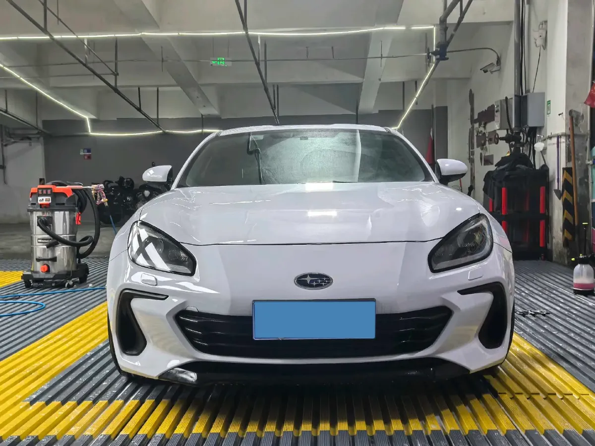 2023 Subaru BRZ 2.4L 234HP H4 6MT,autocango,china used car exporter,china ev exporter,chinese used car exporter,chinese used ev exporter