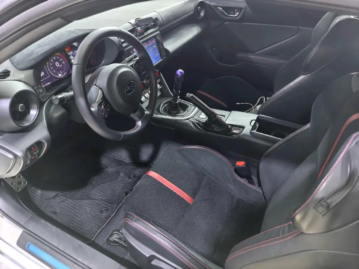 2023 Subaru BRZ 2.4L 234HP H4 6MT,autocango,china used car exporter,china ev exporter,chinese used car exporter,chinese used ev exporter