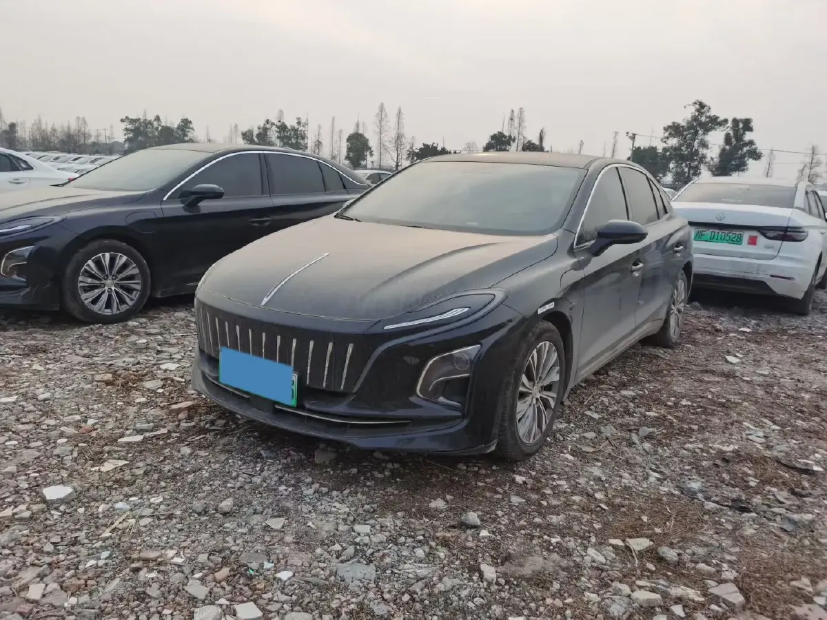 2022 HongQi E-QM5 BEV 54KWH