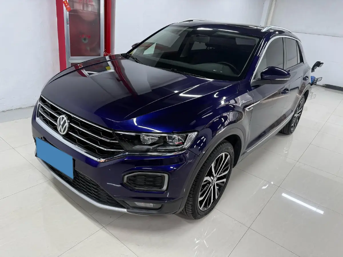 2019 Volkswagen T-Roc 1.4T 150HP L4 7DCT