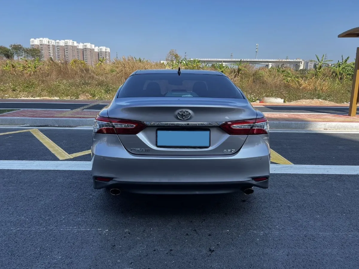 2021 Toyota Camry 2.5L 209HP L4 8AT,autocango,china used car exporter,china ev exporter,chinese used car exporter,chinese used ev exporter