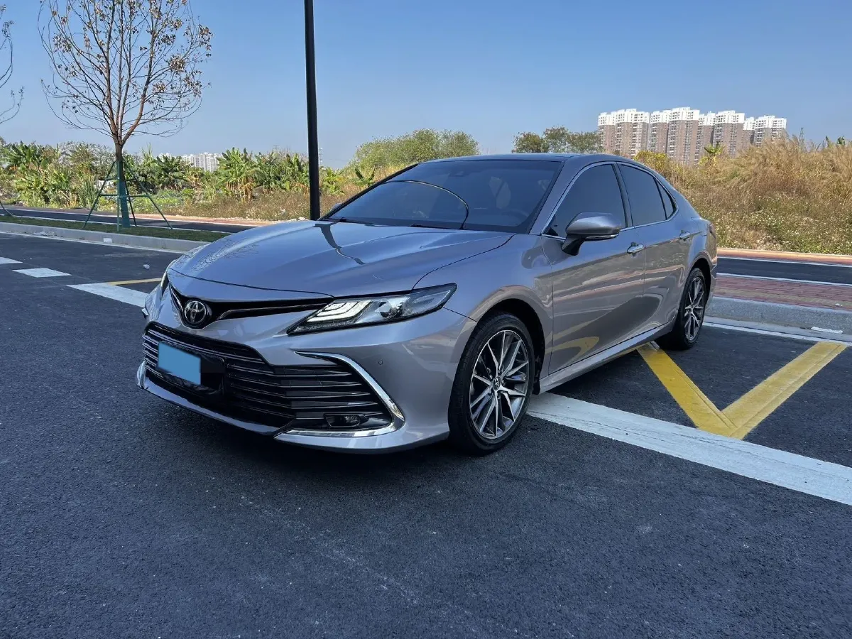 2021 Toyota Camry 2.5L 209HP L4 8AT,autocango,china used car exporter,china ev exporter,chinese used car exporter,chinese used ev exporter