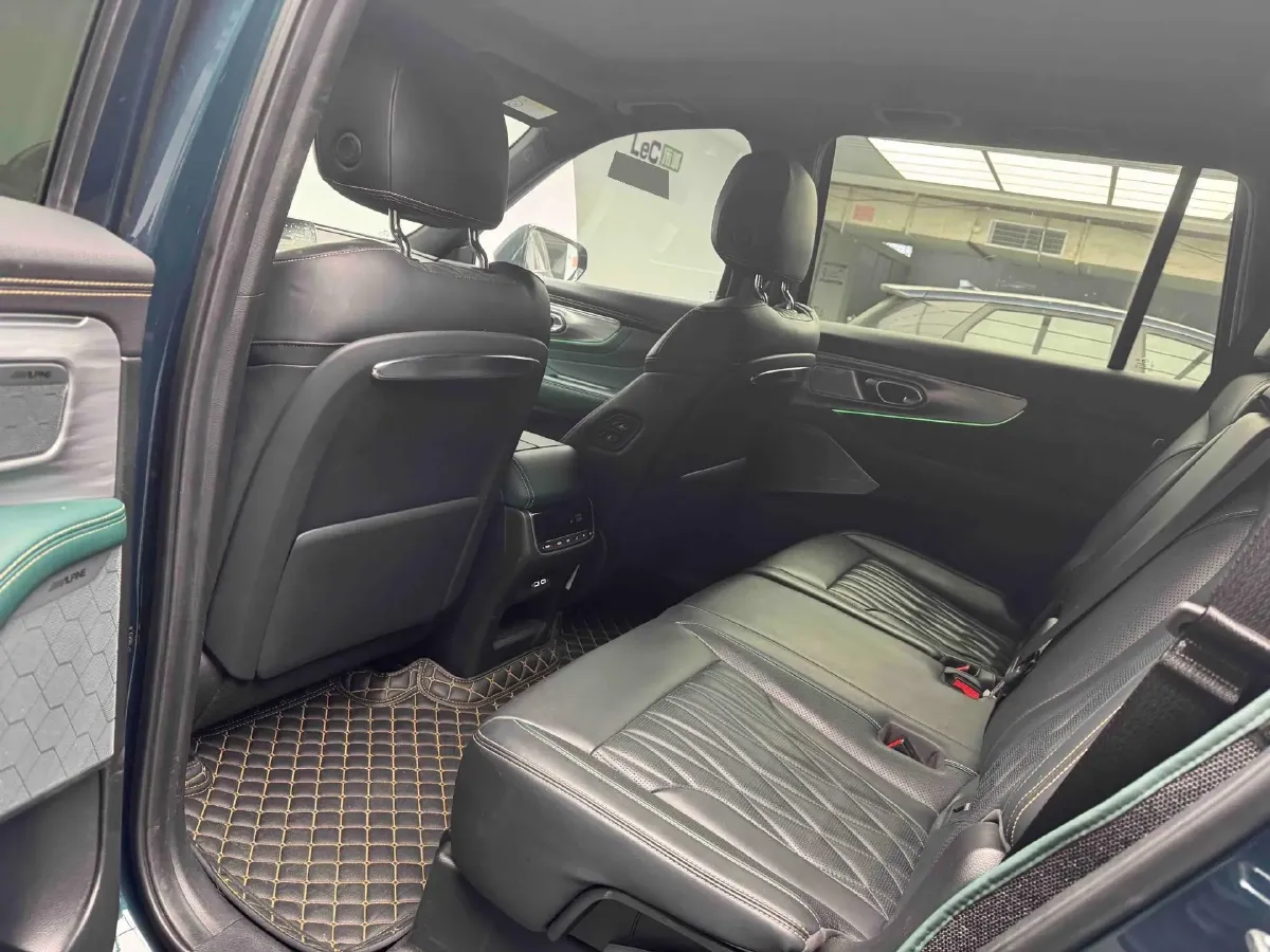 2022 GAC Trumpchi GS8 2.0T 252HP L4 8AT,autocango,china used car exporter,china ev exporter,chinese used car exporter,chinese used ev exporter