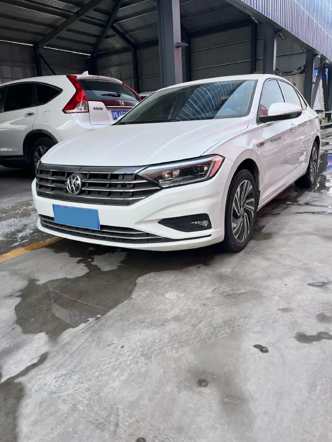 2021 Volkswagen Sagitar 1.4T 150HP L4 7DCT