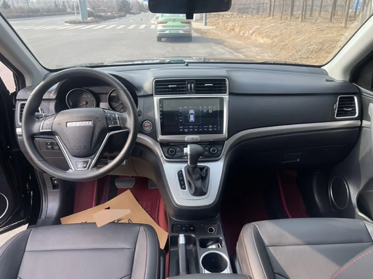 2019 Haval M6 1.5T 150HP L4 7DCT,autocango,china used car exporter,china ev exporter,chinese used car exporter,chinese used ev exporter