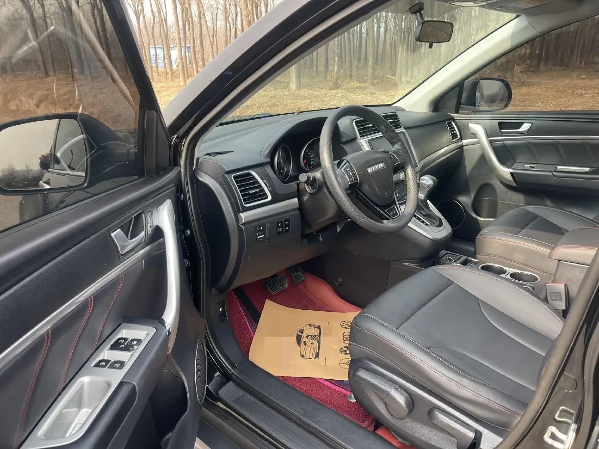 2019 Haval M6 1.5T 150HP L4 7DCT,autocango,china used car exporter,china ev exporter,chinese used car exporter,chinese used ev exporter