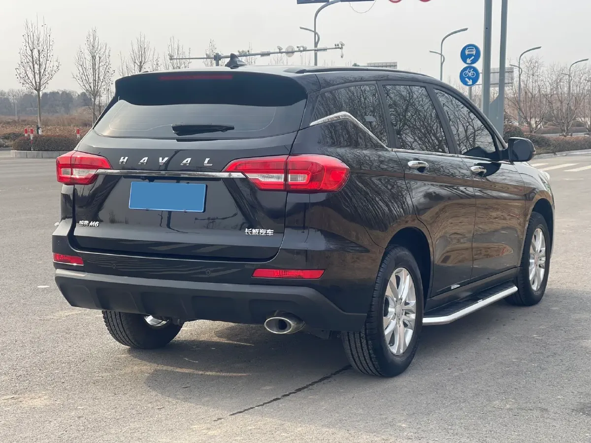2019 Haval M6 1.5T 150HP L4 7DCT,autocango,china used car exporter,china ev exporter,chinese used car exporter,chinese used ev exporter