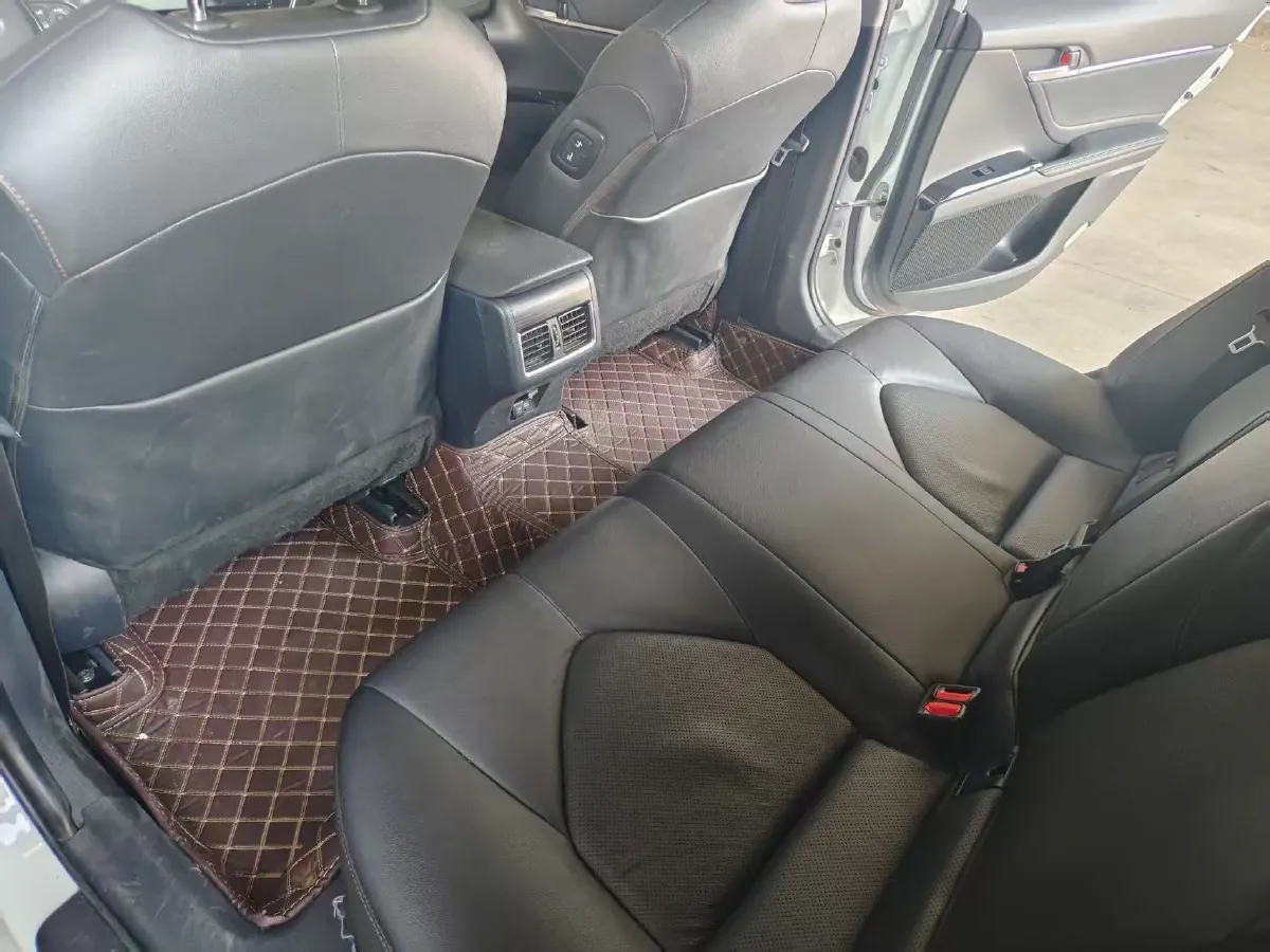 2021 Toyota Camry 2.5L 209HP L4 8AT,autocango,china used car exporter,china ev exporter,chinese used car exporter,chinese used ev exporter