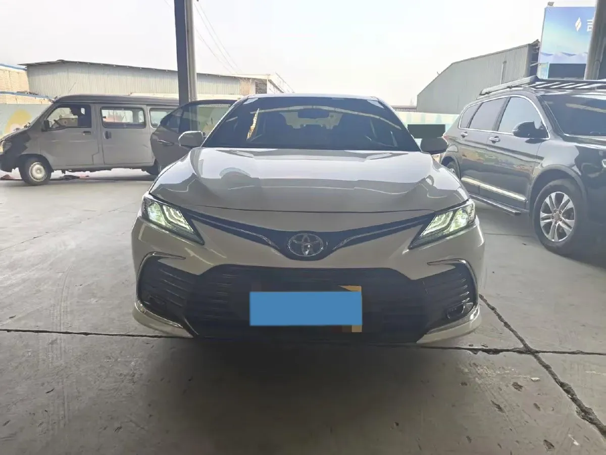 2021 Toyota Camry 2.5L 209HP L4 8AT,autocango,china used car exporter,china ev exporter,chinese used car exporter,chinese used ev exporter