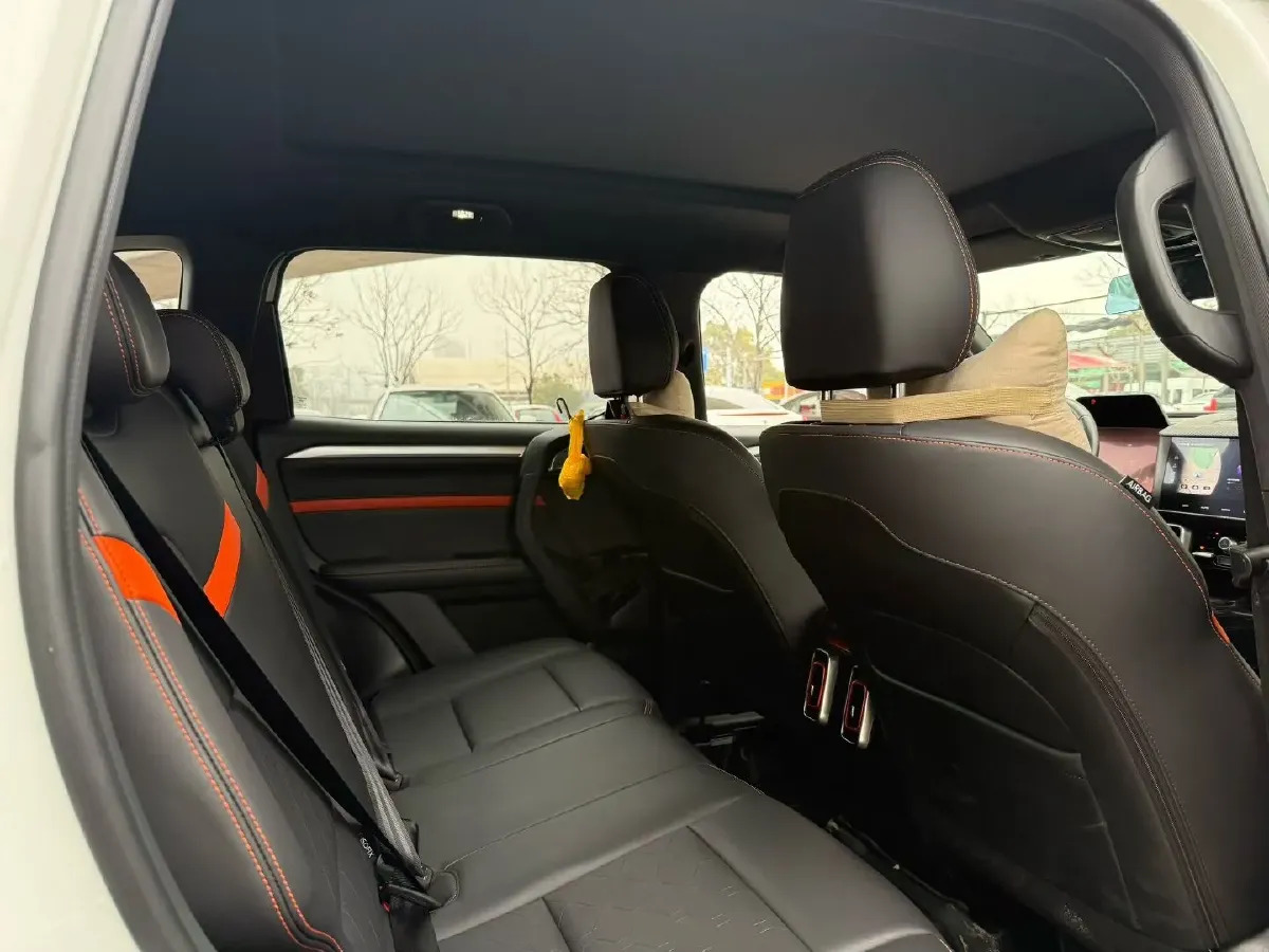 2022 Haval Dargo 1.5T 184HP L4 7DCT,autocango,china used car exporter,china ev exporter,chinese used car exporter,chinese used ev exporter