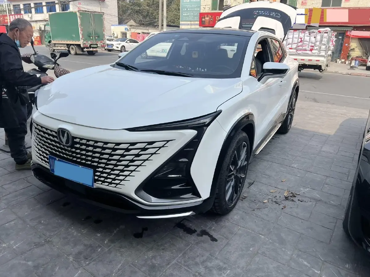 2023 ChangAn UNI-T 1.5T 188HP L4 7DCT