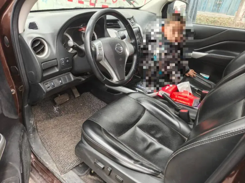 2021 Nissan Navara 2.5L 190HP L4 7AT,autocango,china used car exporter,china ev exporter,chinese used car exporter,chinese used ev exporter