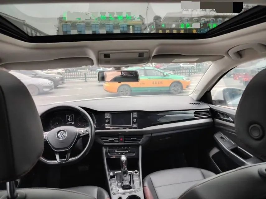 2019 Roewe RX5 MAX 2.0T 231HP L4 6DCT,autocango,china used car exporter,china ev exporter,chinese used car exporter,chinese used ev exporter