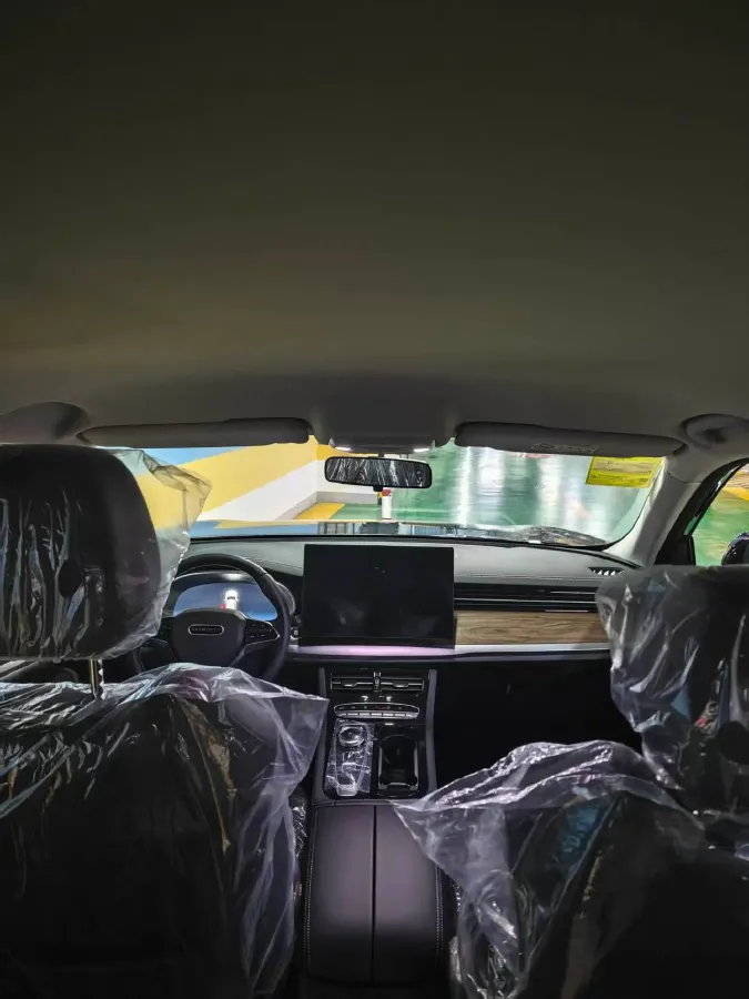 2025 Skyworth HT-i 1.5L 110HP L4 E-CVT PHEV 21.68KWH,autocango,china used car exporter,china ev exporter,chinese used car exporter,chinese used ev exporter