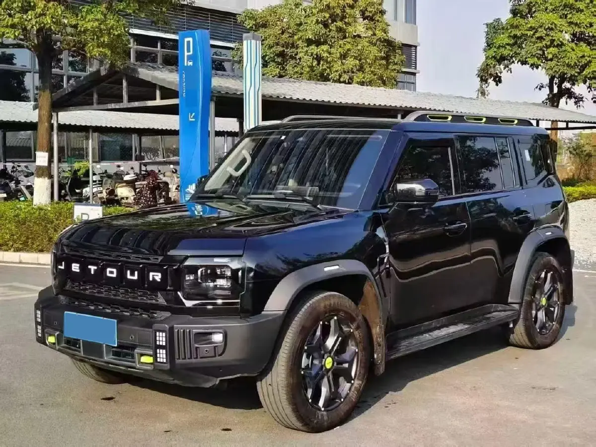 2023 Jetour Traveller 2.0T 254HP L4 7DCT