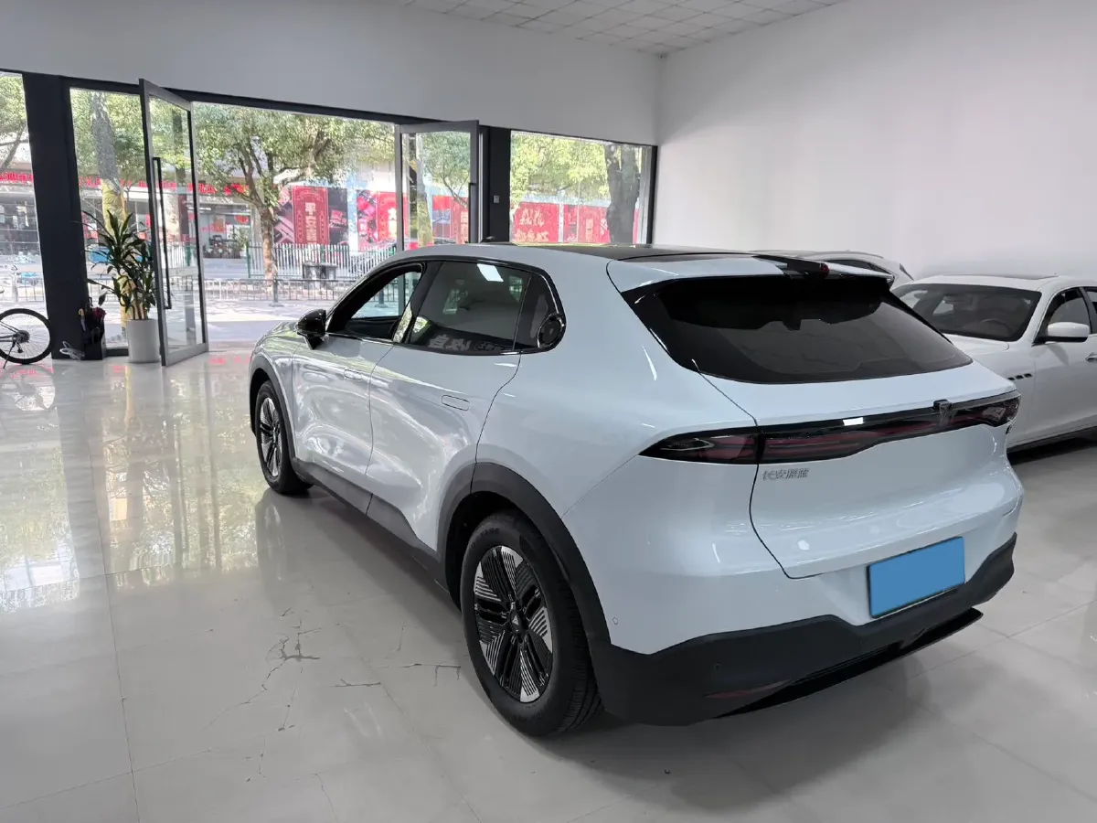 2025 ChangAn QiYuan A07 BEV 56.1KWH,autocango,china used car exporter,china ev exporter,chinese used car exporter,chinese used ev exporter