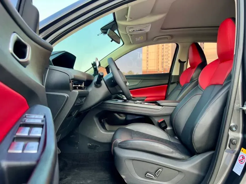 2022 ChangAn Oshan X7 Plus 1.5T 188HP L4 7DCT,autocango,china used car exporter,china ev exporter,chinese used car exporter,chinese used ev exporter