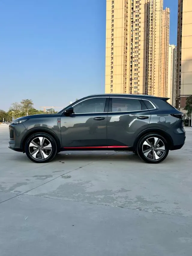 2022 ChangAn Oshan X7 Plus 1.5T 188HP L4 7DCT,autocango,china used car exporter,china ev exporter,chinese used car exporter,chinese used ev exporter