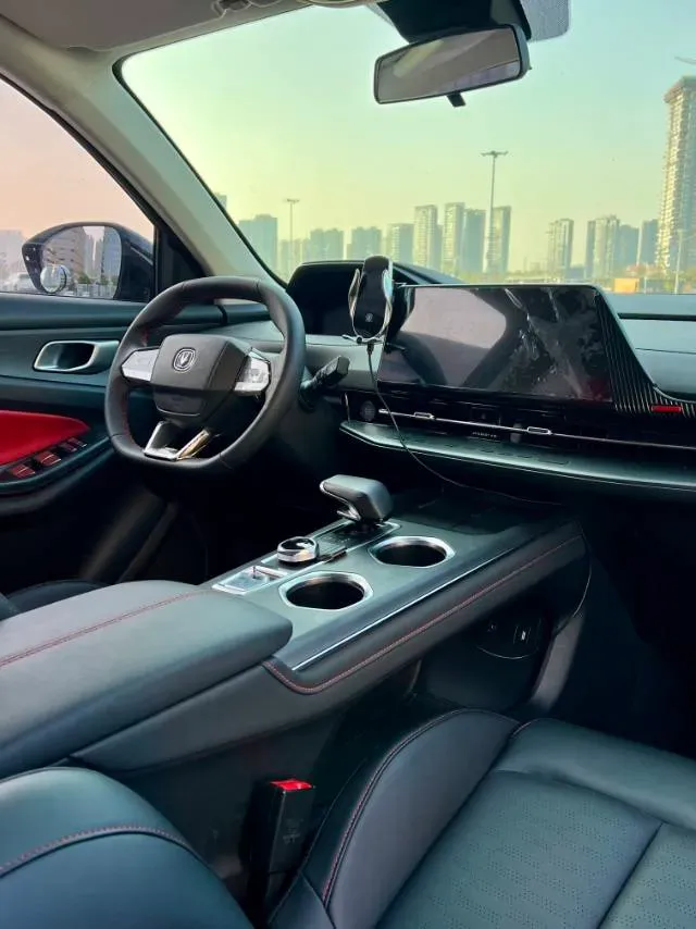 2022 ChangAn Oshan X7 Plus 1.5T 188HP L4 7DCT,autocango,china used car exporter,china ev exporter,chinese used car exporter,chinese used ev exporter