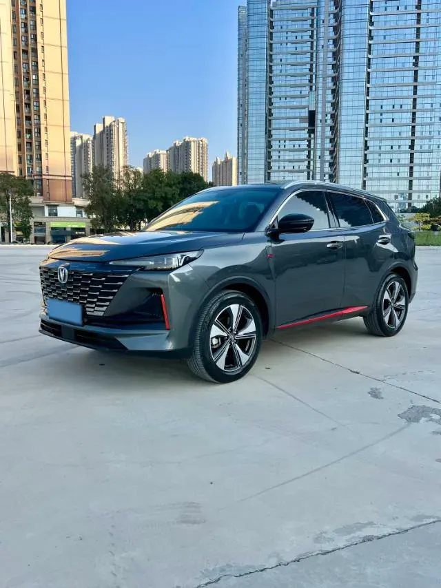 2022 ChangAn Oshan X7 Plus 1.5T 188HP L4 7DCT,autocango,china used car exporter,china ev exporter,chinese used car exporter,chinese used ev exporter