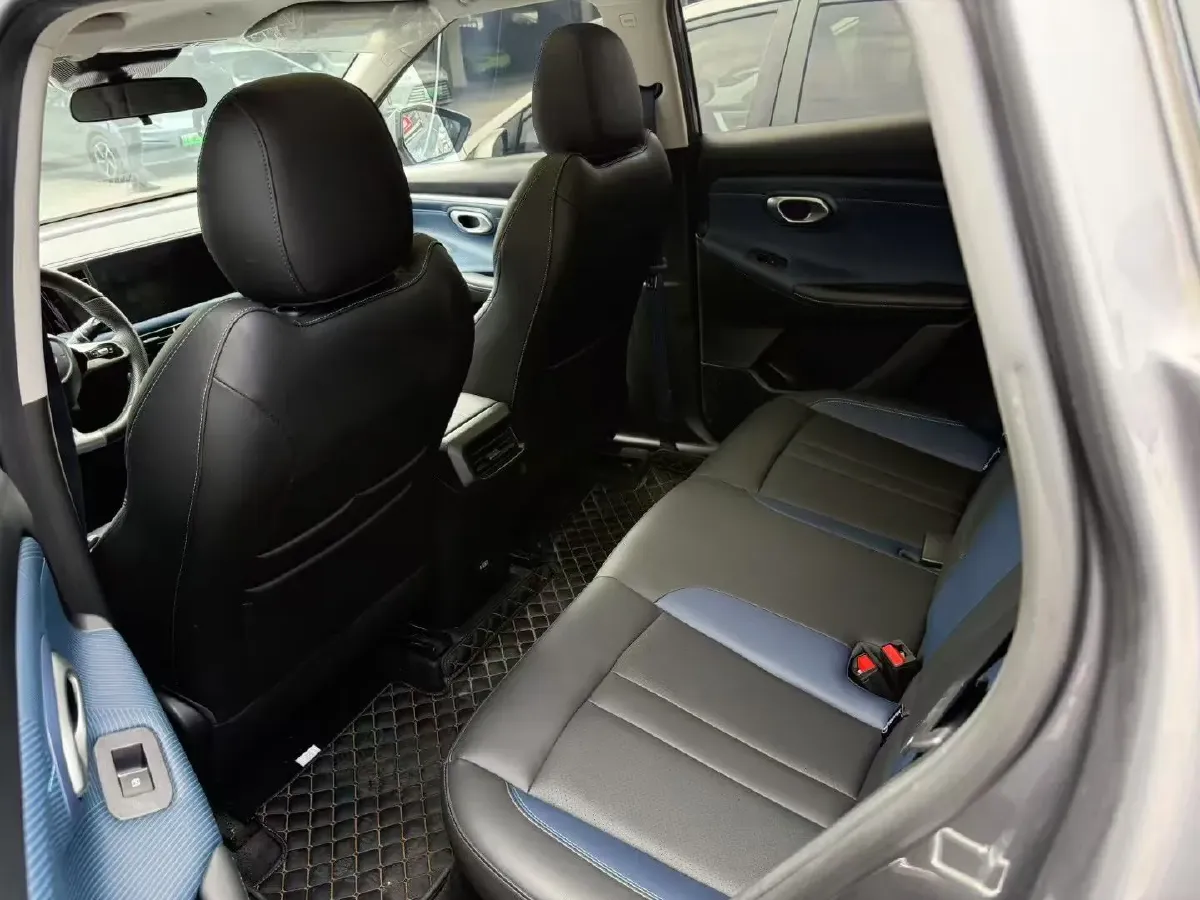 2023 GAC Trumpchi GS3 1.5T 177HP L4 7DCT,autocango,china used car exporter,china ev exporter,chinese used car exporter,chinese used ev exporter