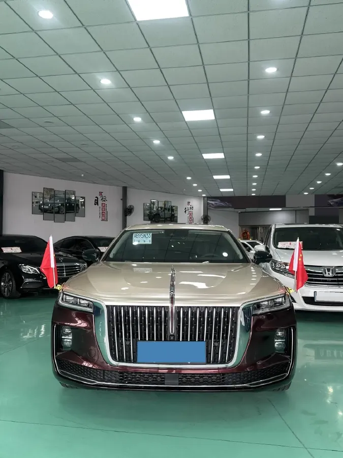 2021 HongQi H7 2.0T 204HP L4 6AT,autocango,china used car exporter,china ev exporter,chinese used car exporter,chinese used ev exporter