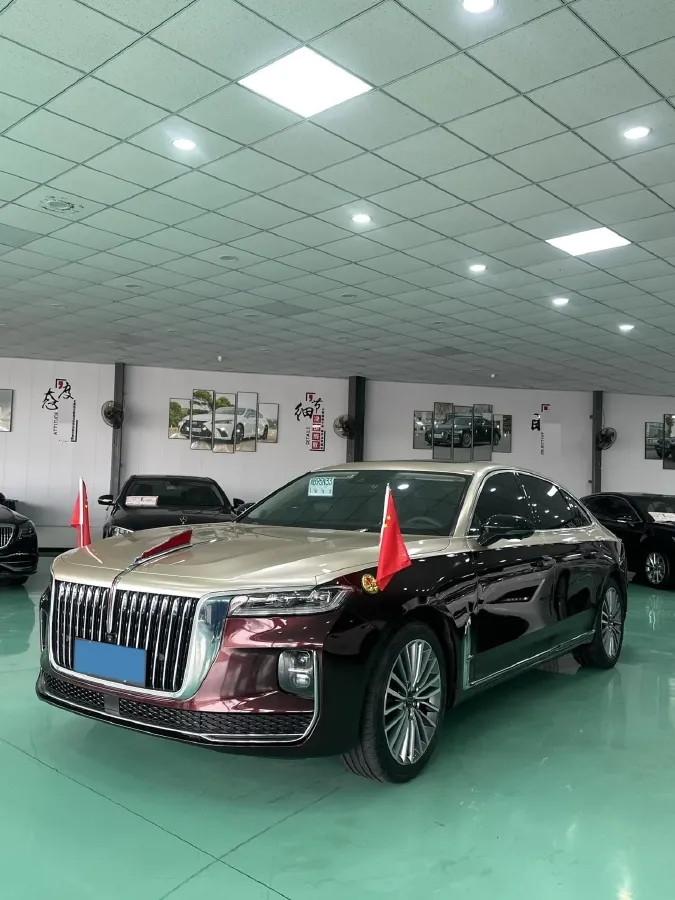 2021 HongQi H7 2.0T 204HP L4 6AT,autocango,china used car exporter,china ev exporter,chinese used car exporter,chinese used ev exporter