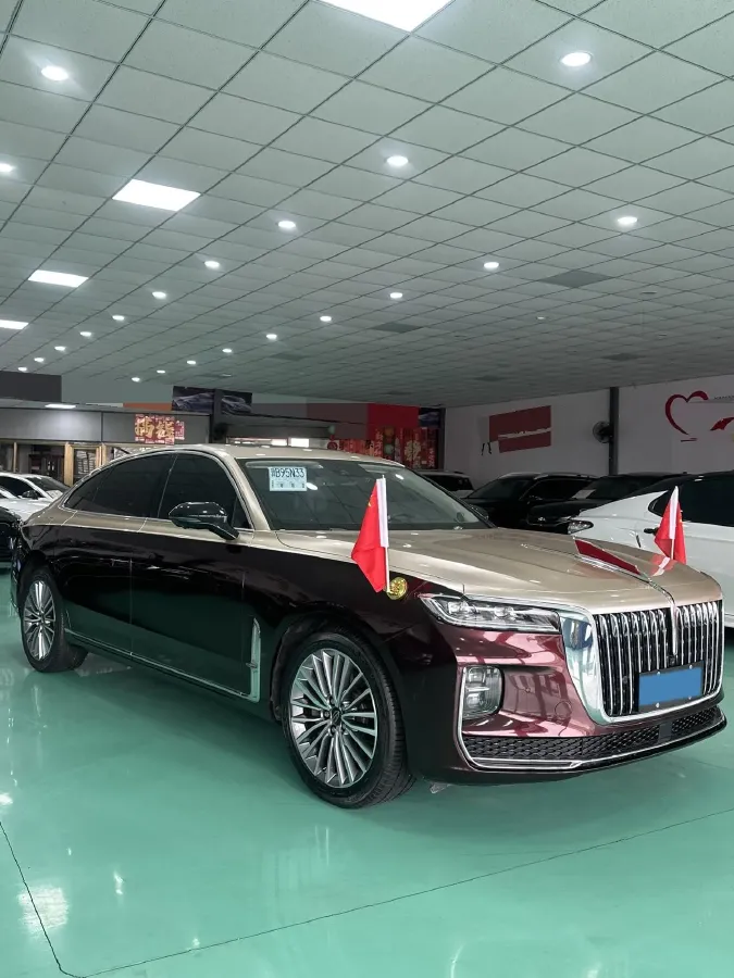 2021 HongQi H7 2.0T 204HP L4 6AT,autocango,china used car exporter,china ev exporter,chinese used car exporter,chinese used ev exporter