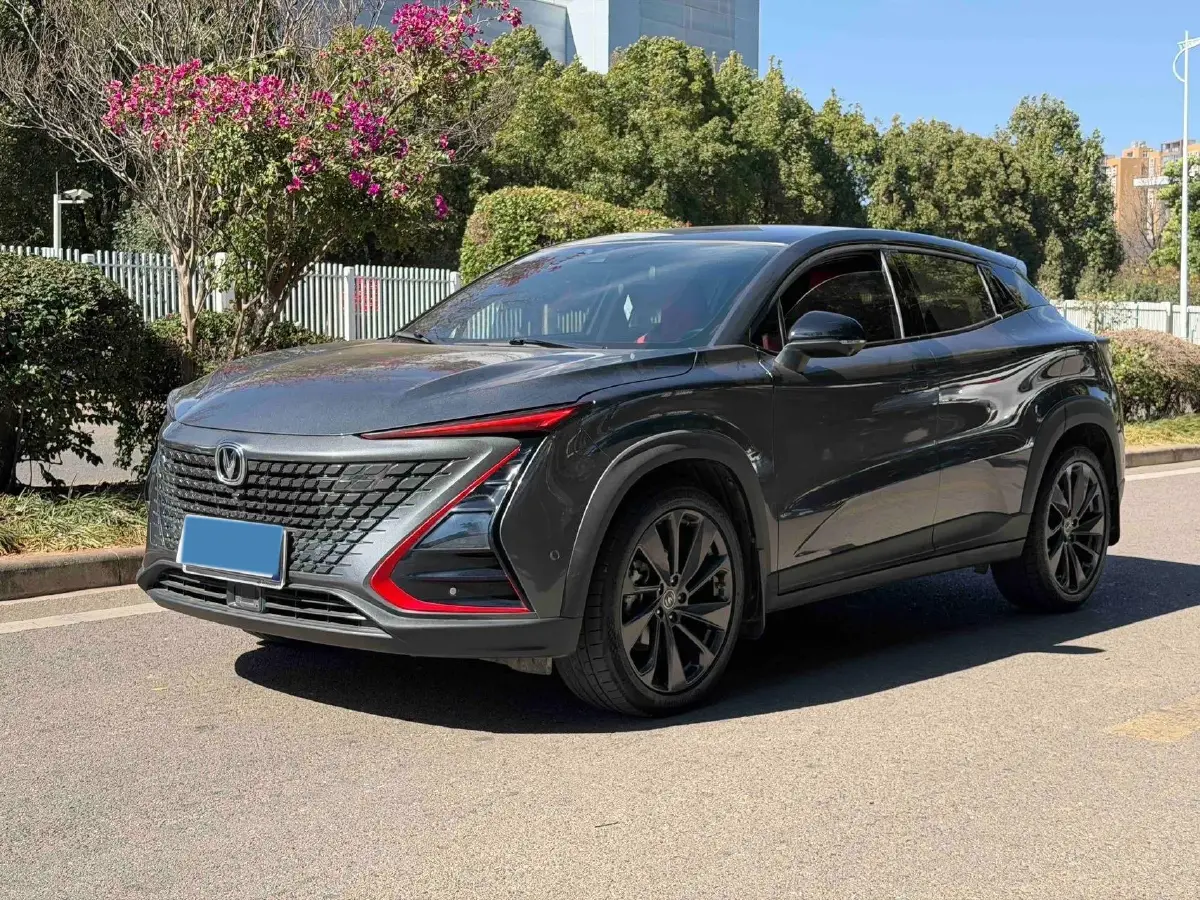 2020 ChangAn UNI-T 1.5T 180HP L4 7DCT