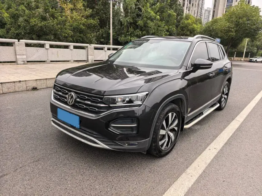 2019 Jeep Cherokee 2.0T 234HP L4 9AT