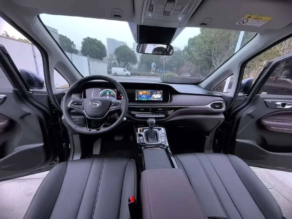 2023 GAC Trumpchi M6 1.5T 177HP L4 7DCT,autocango,china used car exporter,china ev exporter,chinese used car exporter,chinese used ev exporter