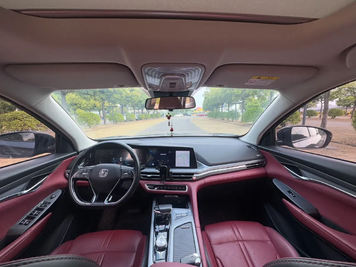 2022 ChangAn CS75 Plus 1.5T 178HP L4 6AT,autocango,china used car exporter,china ev exporter,chinese used car exporter,chinese used ev exporter