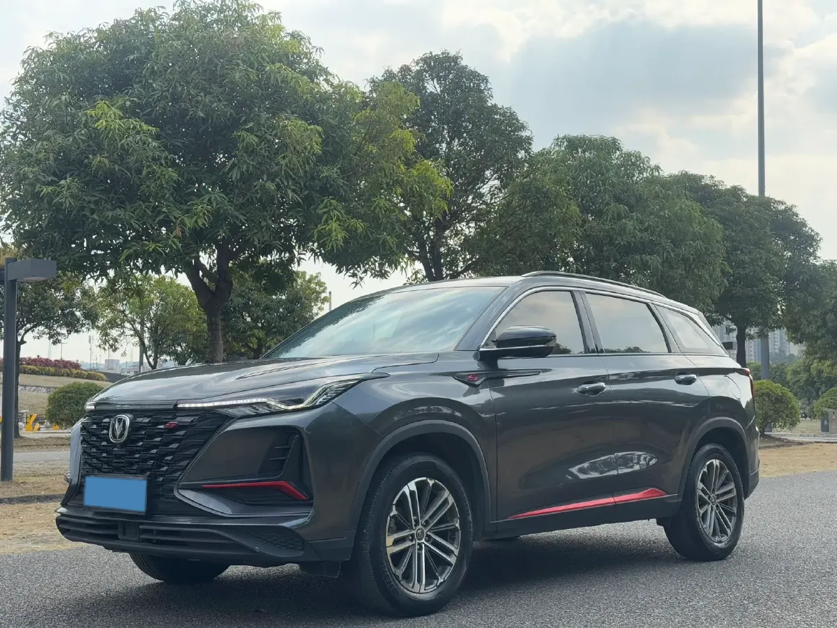 2022 ChangAn CS75 Plus 1.5T 178HP L4 6AT,autocango,china used car exporter,china ev exporter,chinese used car exporter,chinese used ev exporter