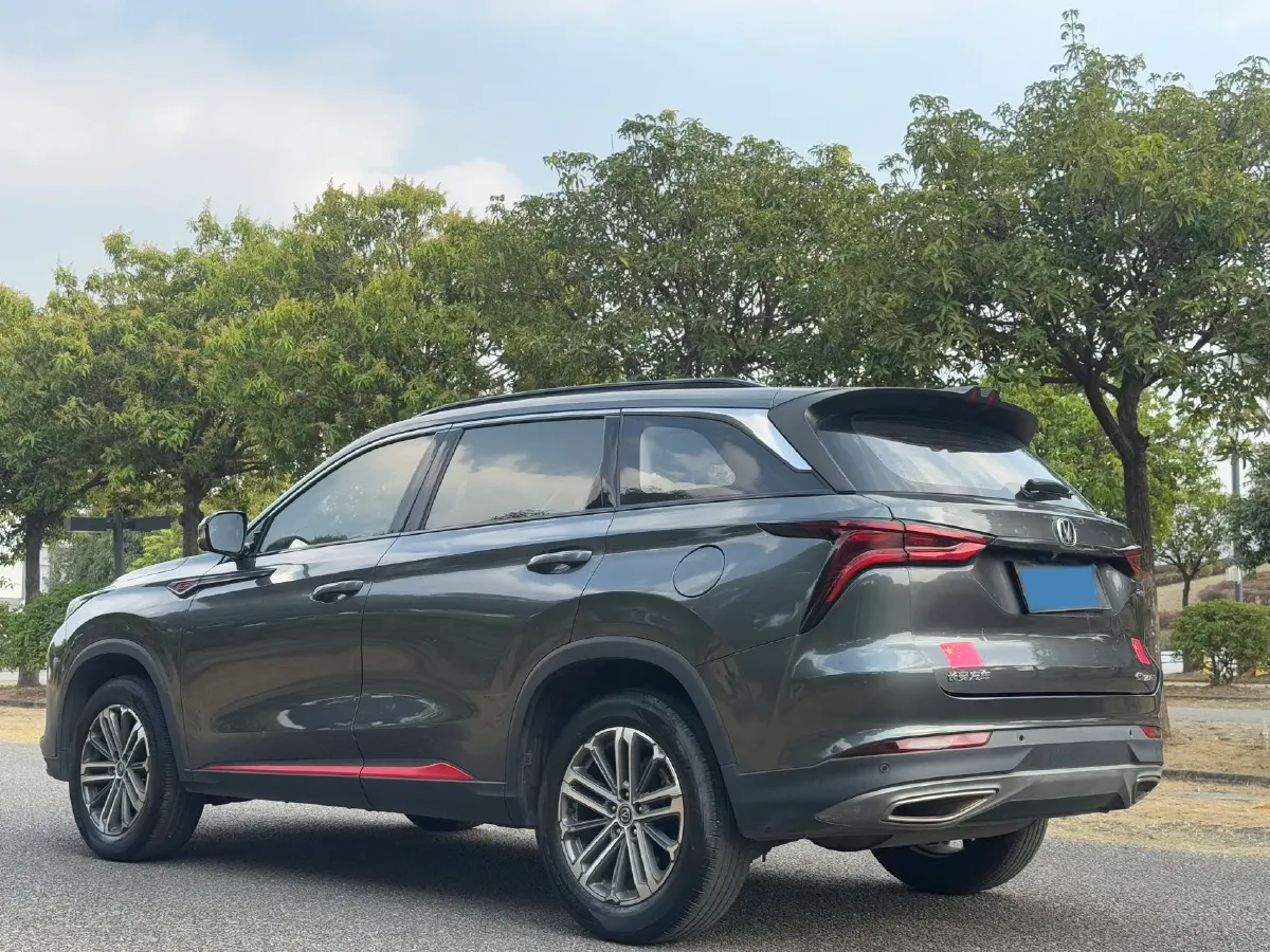 2022 ChangAn CS75 Plus 1.5T 178HP L4 6AT,autocango,china used car exporter,china ev exporter,chinese used car exporter,chinese used ev exporter