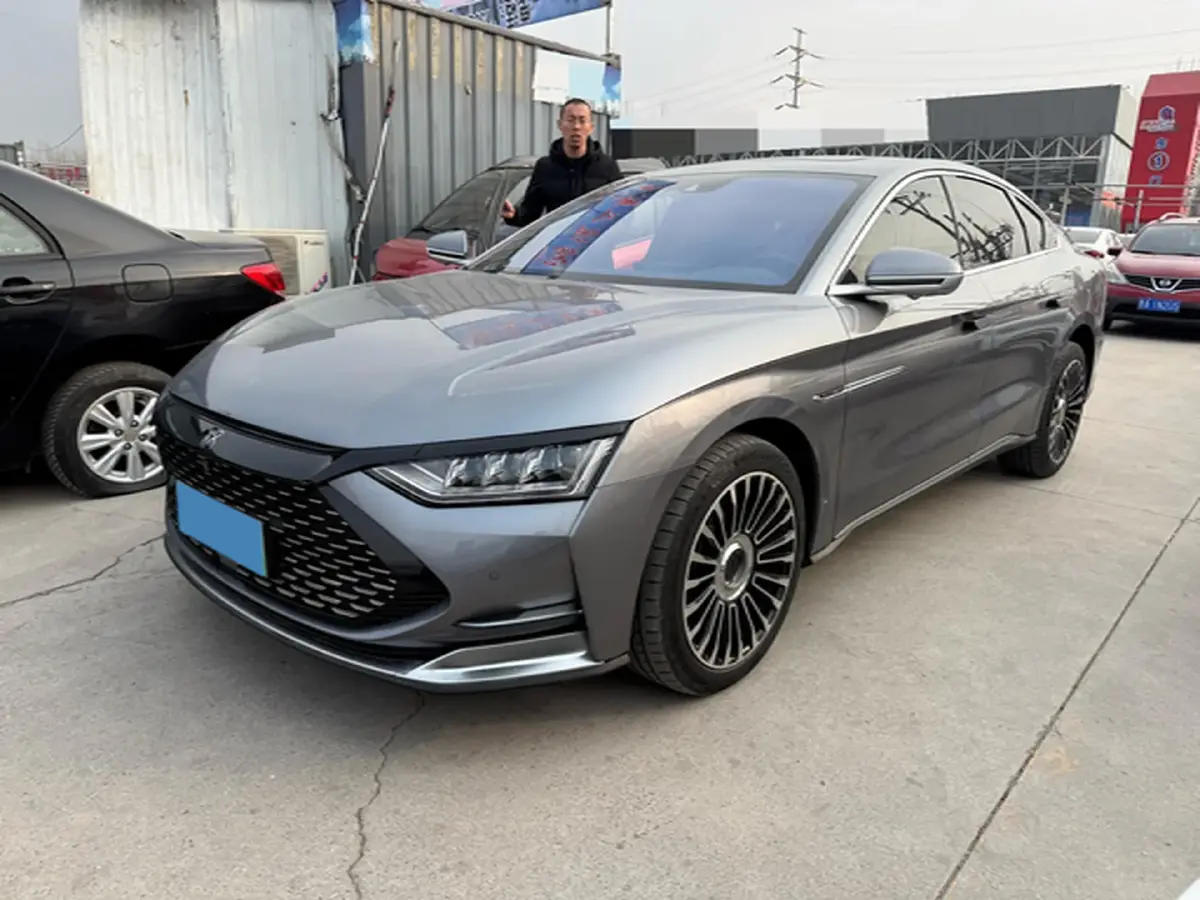 2020 WEY VV7 2.0T 227HP L4 7DCT PHEV