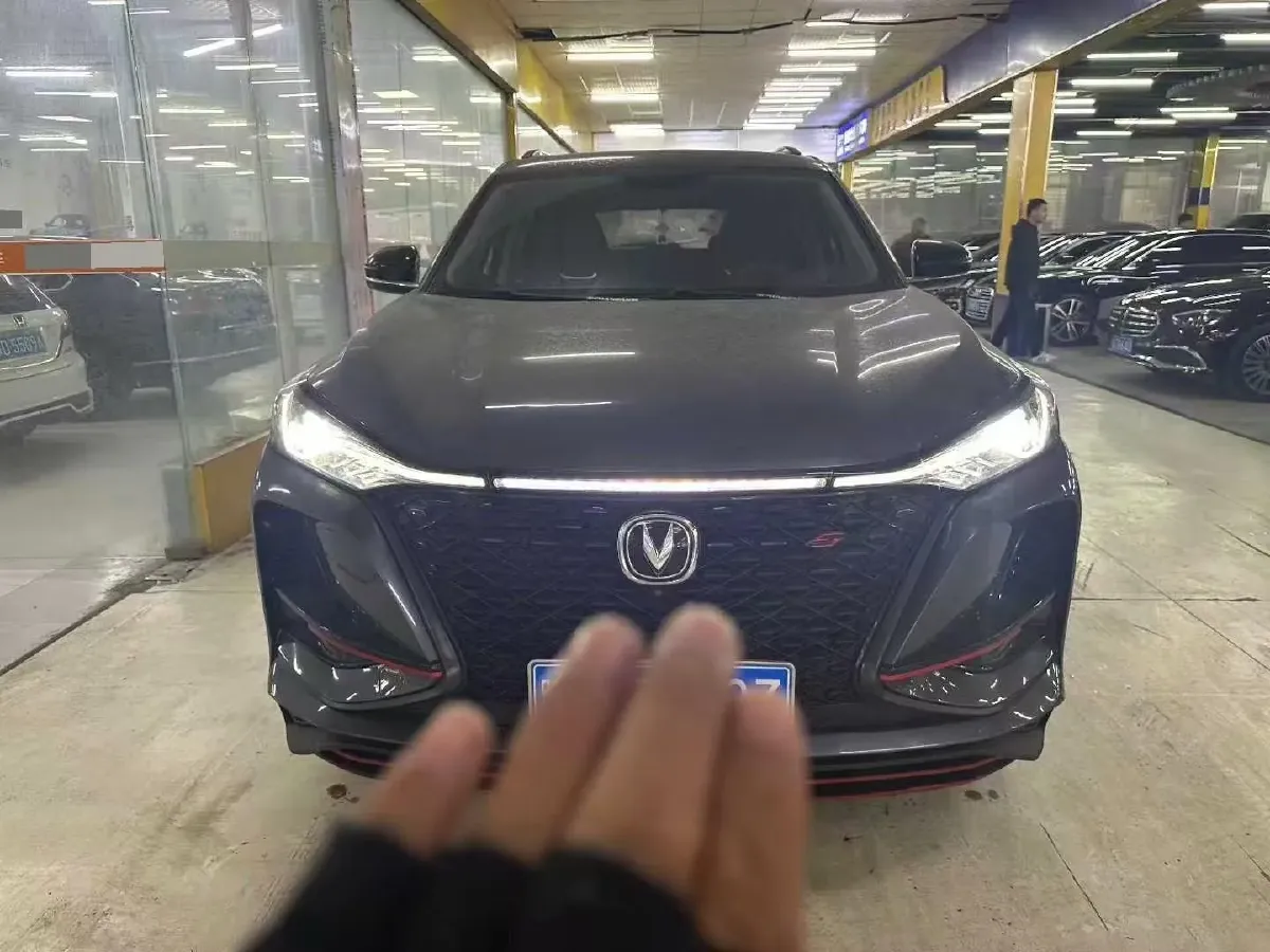 2020 ChangAn CS75 Plus 2.0T 233HP L4 8AT,autocango,china used car exporter,china ev exporter,chinese used car exporter,chinese used ev exporter