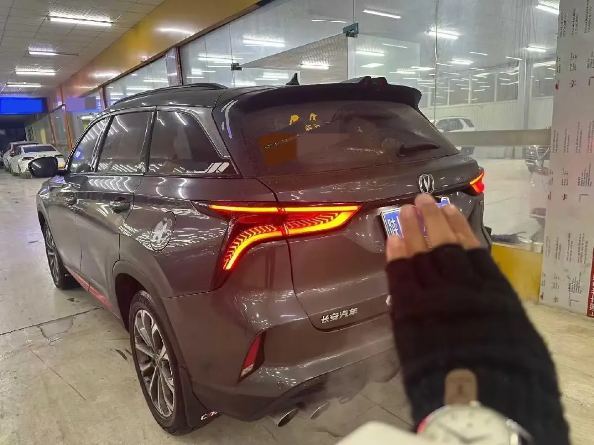 2020 ChangAn CS75 Plus 2.0T 233HP L4 8AT,autocango,china used car exporter,china ev exporter,chinese used car exporter,chinese used ev exporter