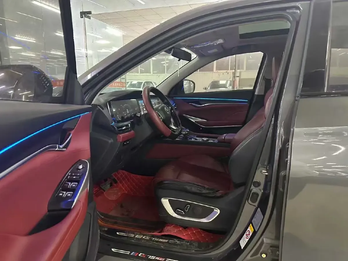 2020 ChangAn CS75 Plus 2.0T 233HP L4 8AT,autocango,china used car exporter,china ev exporter,chinese used car exporter,chinese used ev exporter