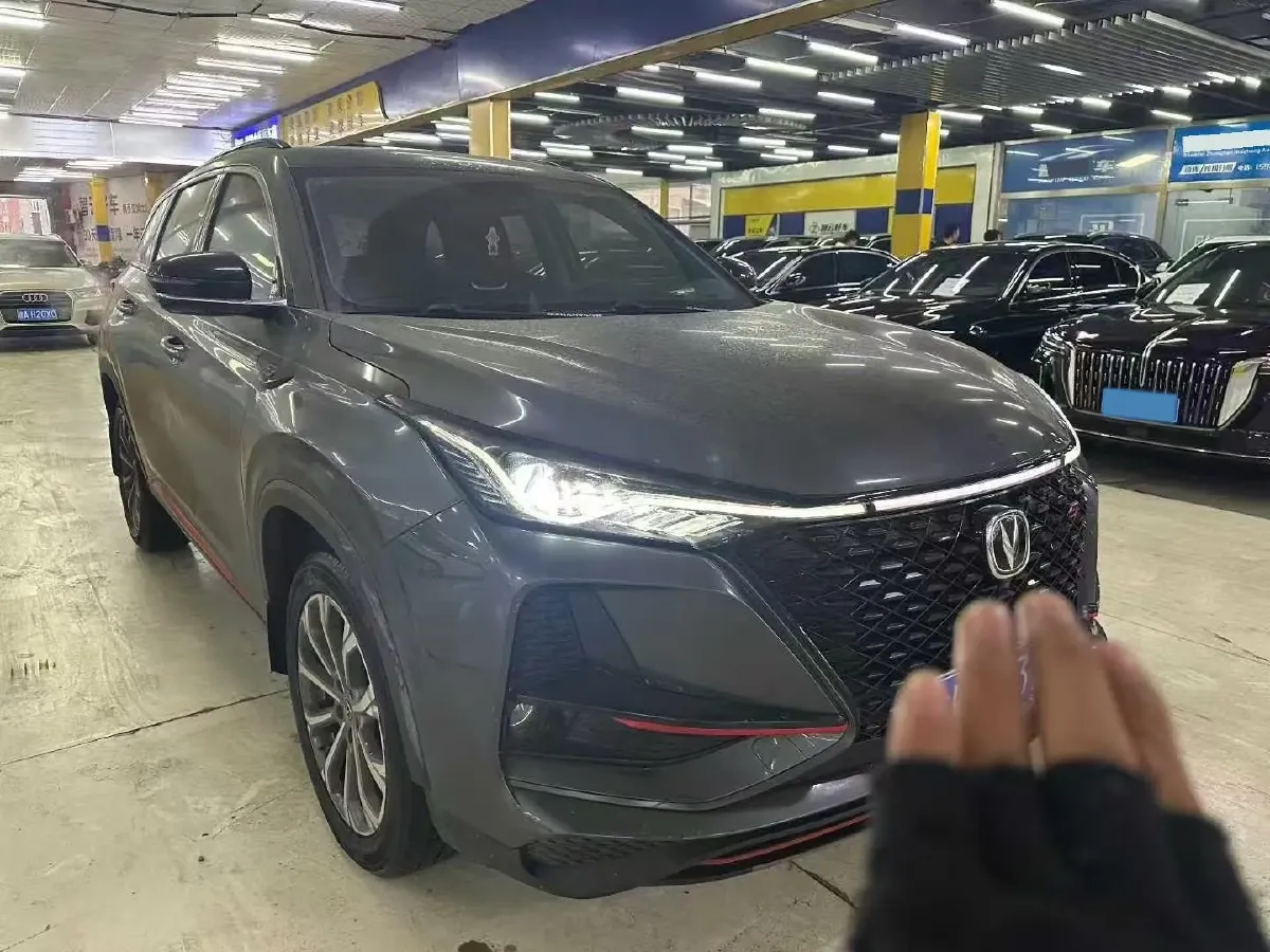 2020 ChangAn CS75 Plus 2.0T 233HP L4 8AT,autocango,china used car exporter,china ev exporter,chinese used car exporter,chinese used ev exporter