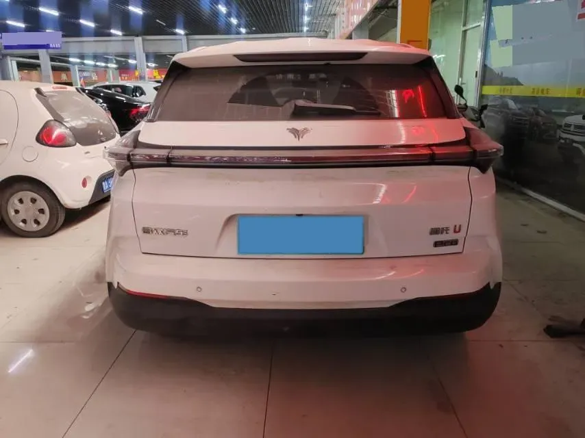 2022 Venucia Grand V 1.5T 190HP L4 7DCT,autocango,china used car exporter,china ev exporter,chinese used car exporter,chinese used ev exporter