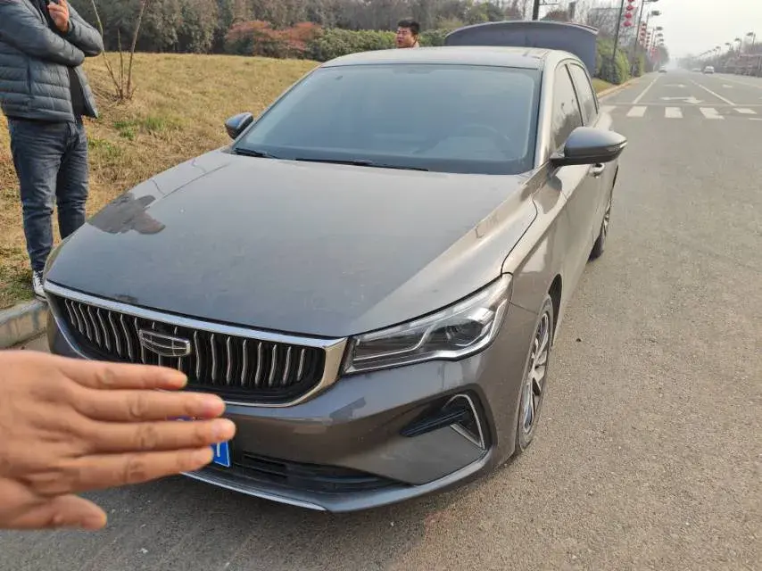 2022 Geely Emgrand 1.5L 114HP L4 CVT