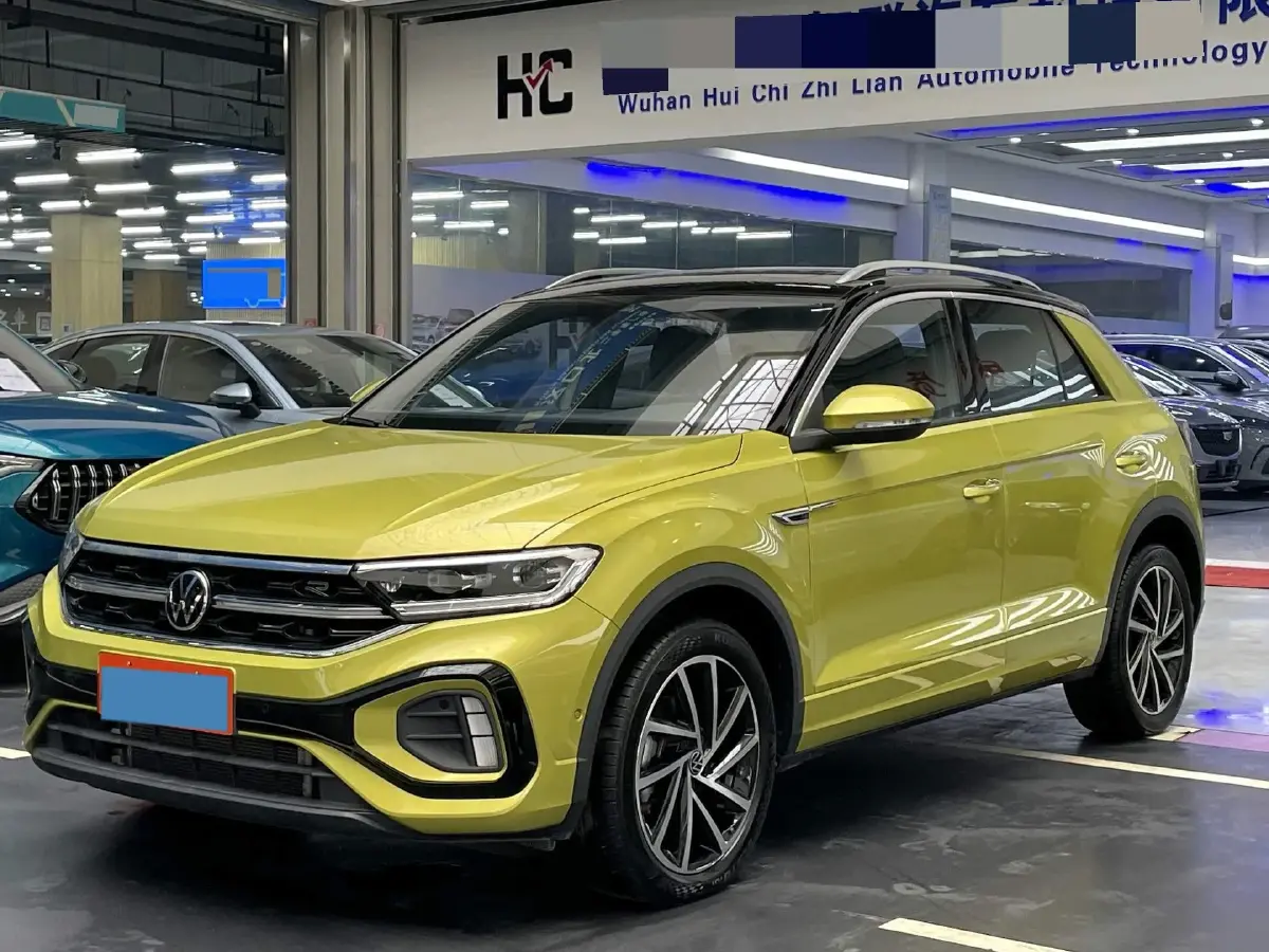 2023 Volkswagen T-Roc 1.5T 160HP L4 7DCT