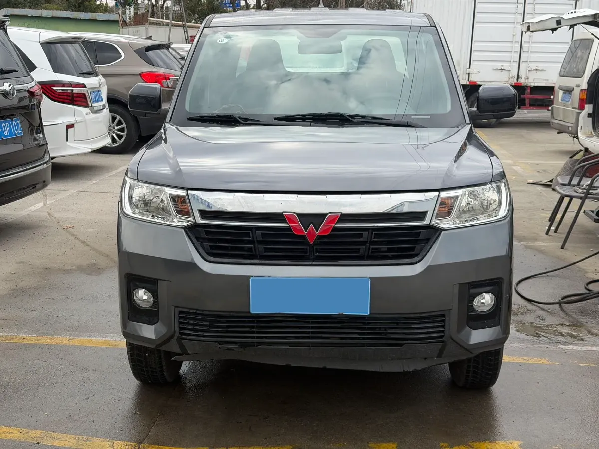 2021 WuLing ZhentTu 1.5L 99HP L4 5MT,autocango,china used car exporter,china ev exporter,chinese used car exporter,chinese used ev exporter