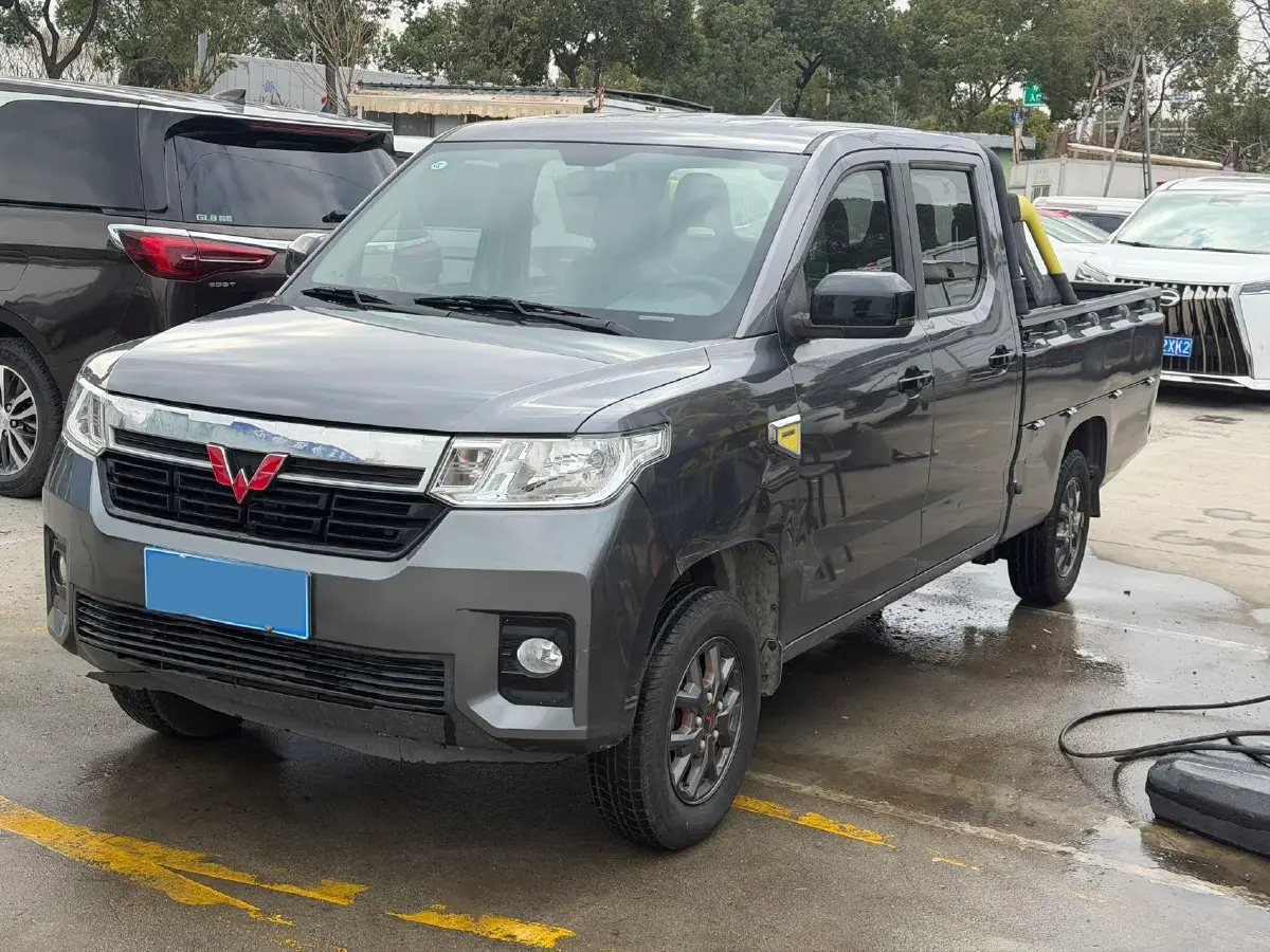 2021 WuLing ZhentTu 1.5L 99HP L4 5MT
