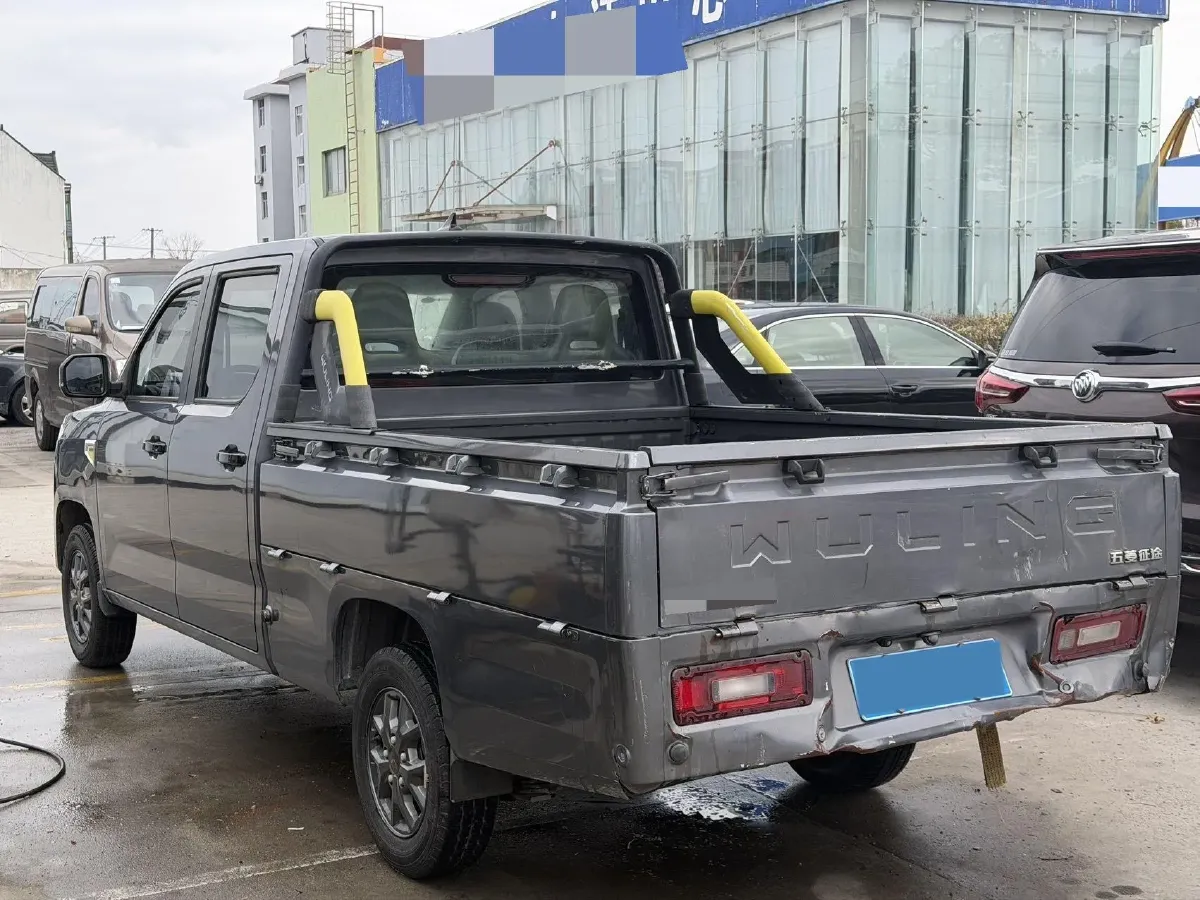 2021 WuLing ZhentTu 1.5L 99HP L4 5MT,autocango,china used car exporter,china ev exporter,chinese used car exporter,chinese used ev exporter